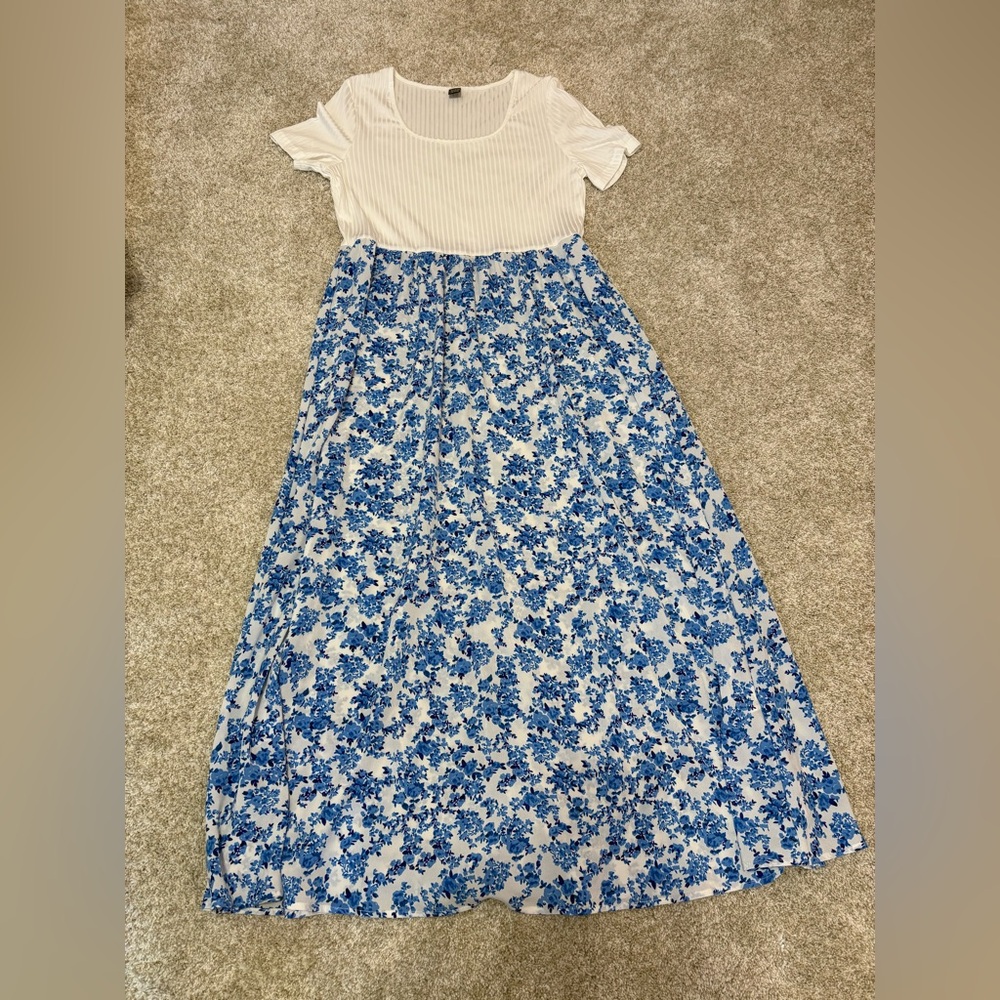 SHEIN Blue and White Floral Maxi Skirt